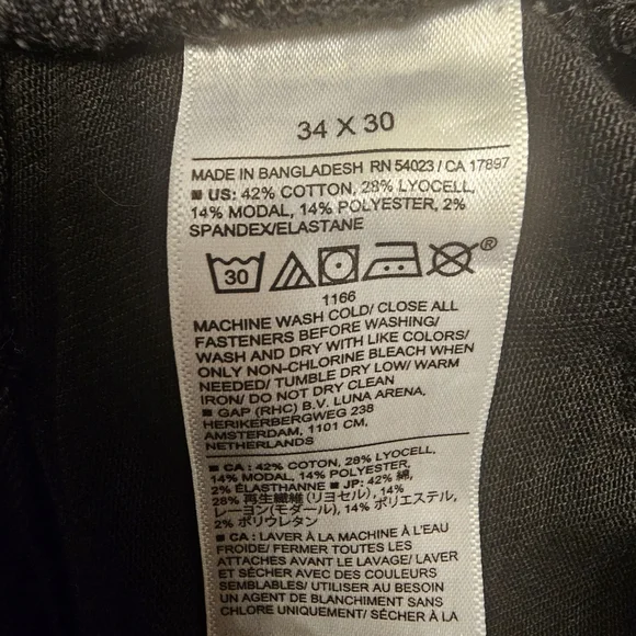 Banana Republic Men's Slim Travel Jean Black Wash - Picture 4 of 4